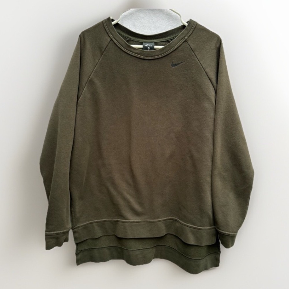 Nike Sweatshirt Womens M Olive Green Dri-FIT Side Slit High-Low Long Versa Hem